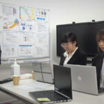 ＜盗撮＞ ニンゲン観察 業務中も喧嘩を引きずり不機嫌な彼女に普段はクールな上司彼氏がブチキレ豹変！会議室で執着わからせマーキング中出しSEX 『FANZA』