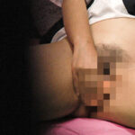 ＜盗撮＞ 尾行盗撮！隣りの制服女子がオナニー中毒な件 『FANZA』