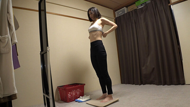 ＜盗撮＞ 卯水咲流 ムチムチ美尻 神ブルマ 美少女やぽっちゃり娘らにピ...