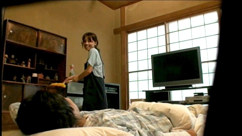 ＜盗撮＞ 本物の介護士を呼んで、どこまでセクハラに耐えられるのか試して...