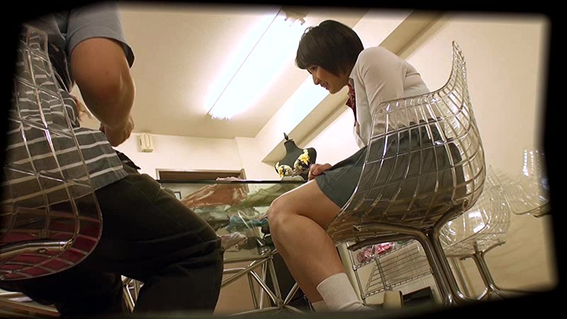 ＜盗撮＞ ブルセラショップにやってきた女子○生 『FANZA』