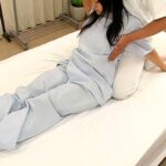 ＜盗撮＞ リンパマッサージスクール無料体験説明会で実習を受けたらリンパの流れが良くなって感じすぎてイッちゃった女生徒盗撮 2 『FANZA』