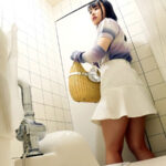 ＜盗撮＞ 女子トイレ覗き迫力の放尿と生々しいオナニー ＃1 『FANZA』