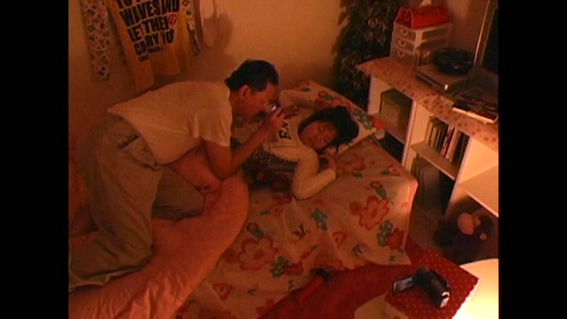 ＜盗撮＞ 実録投稿映像 親子 『FANZA』