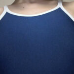 ＜盗撮＞ 雨宮あや花 濡れてテカってピッタリ密着 神スク水 可愛い女子のスクール水着姿をじっとりと堪能！着替え盗撮から始まり貧乳から巨乳にパイパン、ハミ毛、ジョリワキ等のフェチ接写やローションソーププレイやスク水ぶっかけ等を完全着衣で楽しむAV 『FANZA』