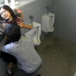 ＜盗撮＞ 公衆便所でレ●プされた中○生盗撮 3 『FANZA』