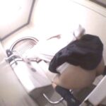 ＜盗撮＞ トイレ盗撮！ 我慢できずにおもらししちゃう女子校生たち！！ 3 『FANZA』