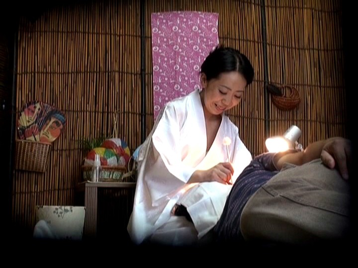 ＜盗撮＞ 潜入！！人妻専門耳かき店 02 『FANZA』