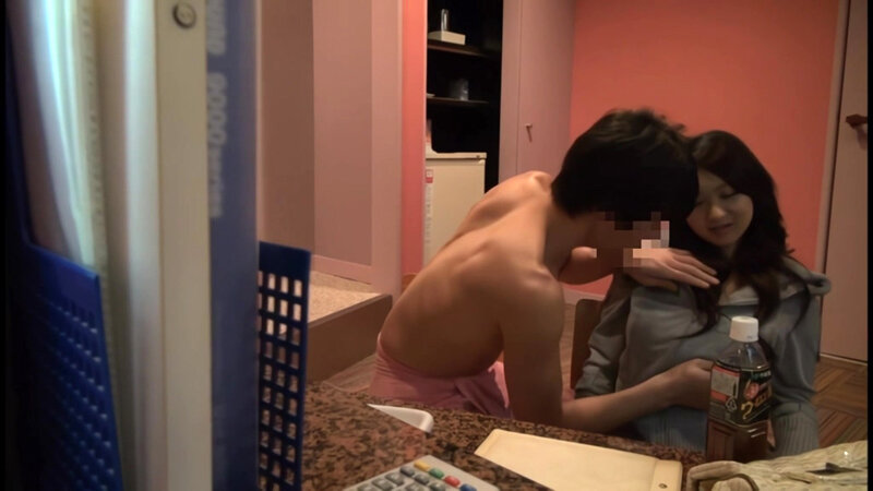 ＜盗撮＞ 【AIリマスター版】ラブホ盗撮 隠し撮り投稿動画 LOVE-...