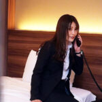 ＜盗撮＞ 覗き見 ビジネスホテル侵入 無防備オナニー美人巨乳OL 『FANZA』