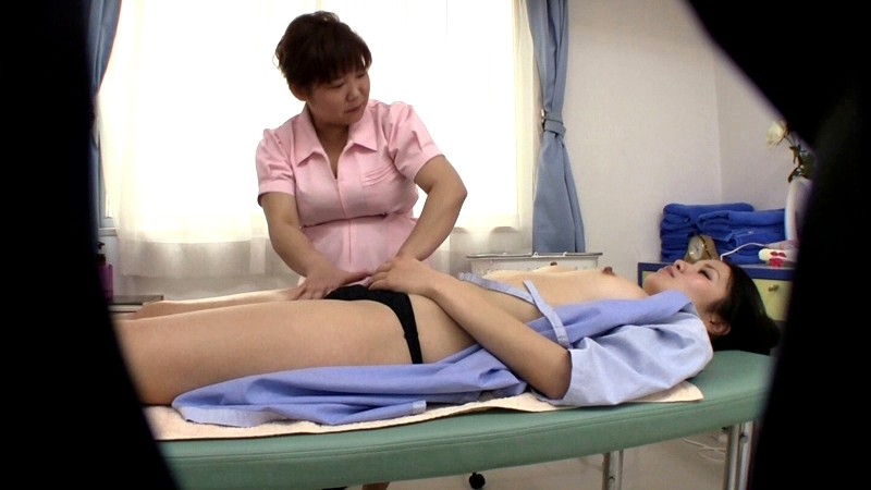 ＜盗撮＞ 実在するレズビアン性感エステ盗撮 『FANZA』