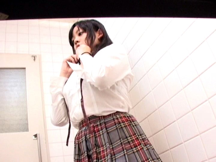 ＜盗撮＞ 都内有名女子校更衣室盗撮 ブルマ生着替え盗撮 2 『FANZ...