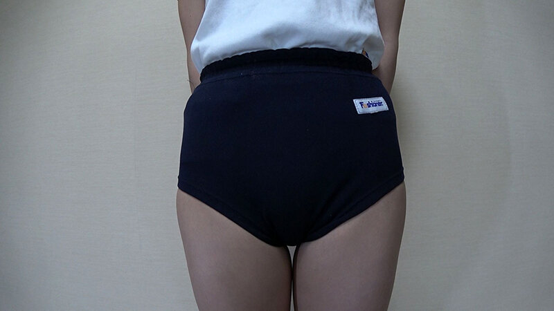 ＜盗撮＞ 新セリナ ムチムチ美尻 神ブルマ 美少女やぽっちゃり娘らにピ...