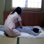 ＜盗撮＞ 交渉次第で本番までヤレるおばさんマッサージ2 『FANZA』