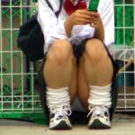 ＜盗撮＞ 突撃！！女子校生パンティ盗撮隊 『FANZA』