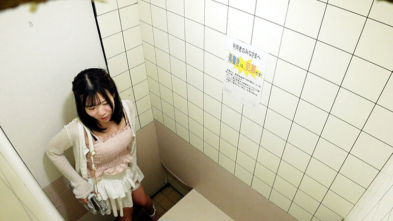 ＜盗撮＞ 公衆トイレ性処理動画 ＃3 『FANZA』