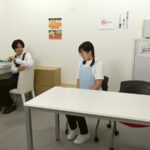 ＜盗撮＞ ニンゲン観察 ヤリチンイケメン店長の生チ〇ポ中出しも受け入れちゃう、恋に恋しがちな地味っこアルバイト女子 『FANZA』