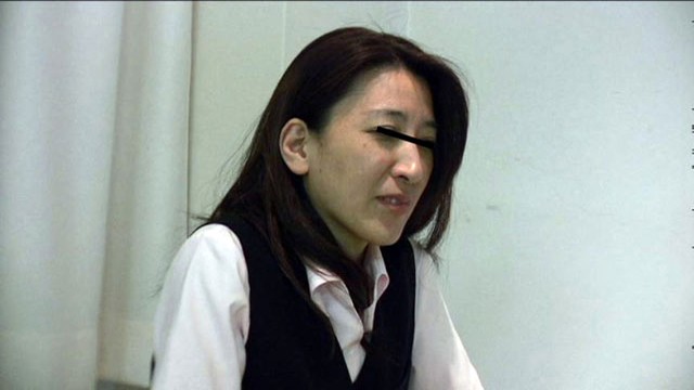 ＜盗撮＞ 担任狂師の保護者個人面談 対面パンチラ盗撮 『FANZA』