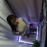 ＜盗撮＞ ちょっと地味系かも？清楚系のおねえさん、脱ぐとエロ下着！ 『FANZA』