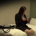 ＜盗撮＞ 彼氏とエロ通話！OLさんのオナニー 『FANZA』