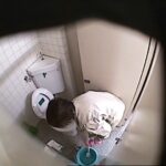 ＜盗撮＞ 意外とヤレる！！掃除婦のオバサン 7 『FANZA』