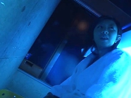 ＜盗撮＞ 日サロに通う日焼け娘をヤッちまえ！！ 『FANZA』