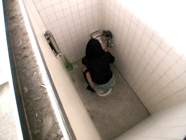 ＜盗撮＞ コレでいいのか！？某有名大学付属定時制●校の乱れた実態 『F...