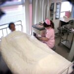 ＜盗撮＞ 意外とヤレる！！看護婦のオバサン 2 『FANZA』