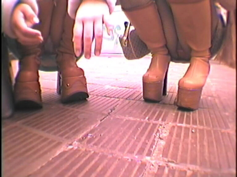 ＜盗撮＞ 携快でんでん盗撮 『FANZA』