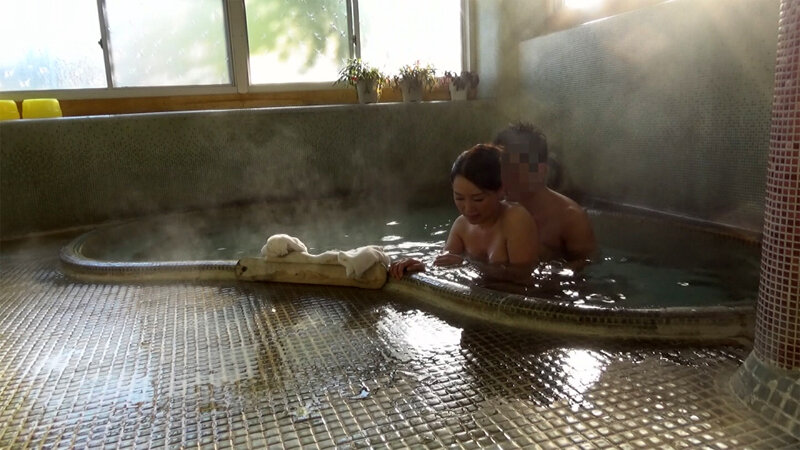 ＜盗撮＞ 老若男女の汗汁だくだく盗撮 温泉でセックス3 『FANZA』