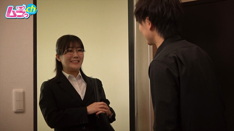 ＜盗撮＞ ホテル部屋REC 「マネージャーになるには身体が資本！」推し...