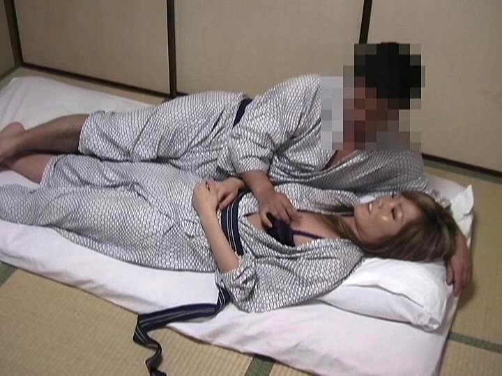 ＜盗撮＞ 草津温泉不倫激撮 3 『FANZA』
