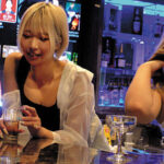 ＜盗撮＞ ガールズバー生ちん串刺し集団わいせつ～非道行為でぶっ壊されたキャスト2名～ アリス/さくら 『FANZA』