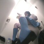 ＜盗撮＞ 深夜無法地帯 コンビニトイレ盗撮 『FANZA』