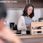 『人妻』 誤送信されてきた妻が完全に崩壊していた。 アチージョ式NTR 部下と妻の唾液だらだら体液だだ漏れ衝撃的《痴女》不倫映像―。 向井藍 【FANZA】