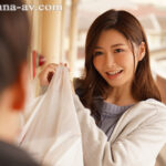 『人妻』 甘い囁きに流されるまま、僕は大学を留年するまで、人妻との巣篭もりSEXに溺れて…。 愛弓りょう 【FANZA】