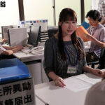 『人妻』 市役所に勤める地味な巨乳妻とめちゃくちゃセックスした話。 日下部加奈 【FANZA】