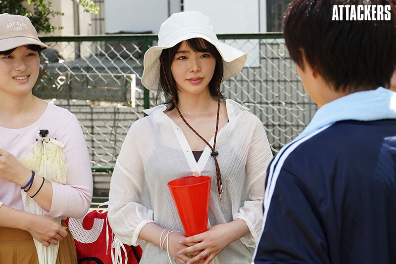 『人妻』 「不倫なんて絶対に許せない」そう思っていた私が、息子が通うサ...