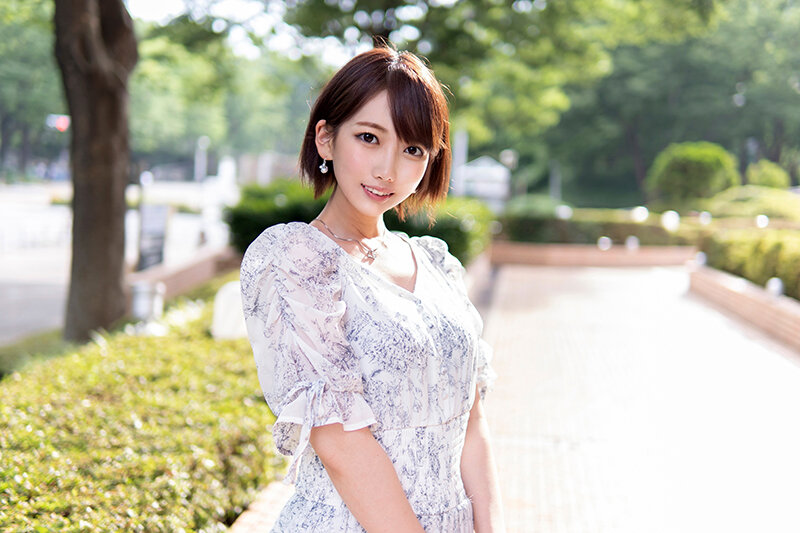 『人妻』 【ホスト堕ちの闇】高●教師美人妻28歳。人生初ホストでドハマ...