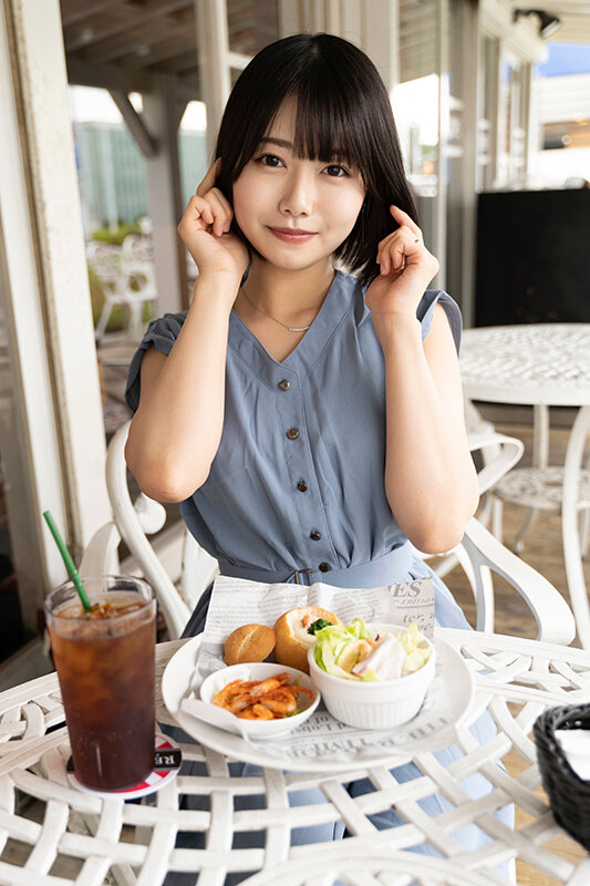 『人妻』 【透き通る透明感…】ショートカット美人妻、人生初浮気で人生初...