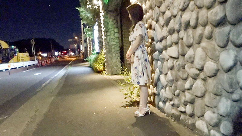 『人妻』 そこらへんの風俗では出会えない美人ぎる素人風俗嬢との本番交渉...