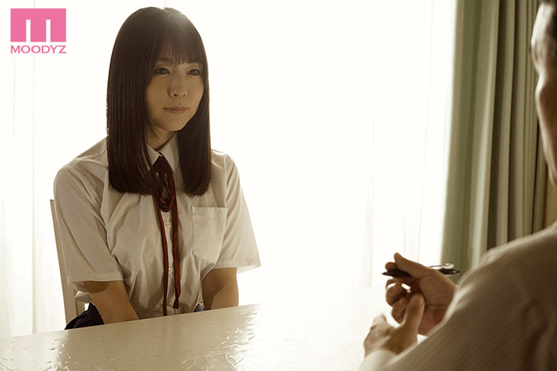 『人妻』 昔の地味な教え子に再会したら綺麗な人妻になっていた… 旦那に...