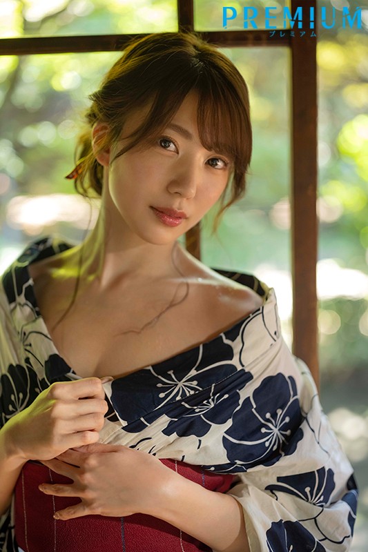 『人妻』 愛人（逢花）と温泉中出し不倫 妻が出張で不在の二日間 山岸逢...