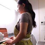 『人妻』 午後三時の団地妻 織田真子 【FANZA】