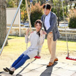 『人妻』 結婚して20年、平凡な生活を送る主婦。最近、年齢を重ねるごとに心が冷めていくのを感じる…もう一度だけ10代の頃のようにキスしただけでドキドキする燃えるようなSEXがしたい。一日限定彼氏と最初で最後の不貞中出しSEX かれんさん（43歳） 新宿区在住 子供:1人 【FANZA】