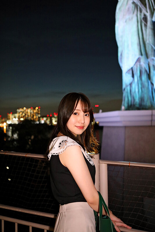 『人妻』 「主人が帰ってくるまでに…。」専業主婦としての忙しい合間を縫...