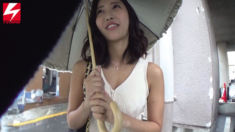 『人妻』 『旦那が帰ってきちゃうから…急いでしよっ』 即尺！即ハメ！美...