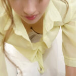 『人妻』 薄着のくびれ団地妻の淫らで尻軽なご近所付き合い 星宮一花 【FANZA】