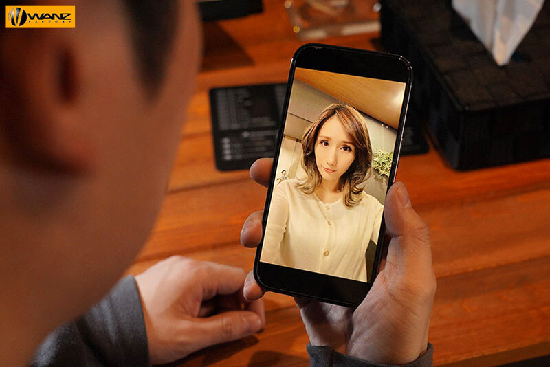 『人妻』 「エッチなおばさんでごめんなさい」 マッチングアプリで見つけ...