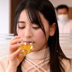 『人妻』 媚薬オイルマッサージにハマった若妻/ゆりさんの敏感すぎるカラダ 紗々原ゆり 【FANZA】